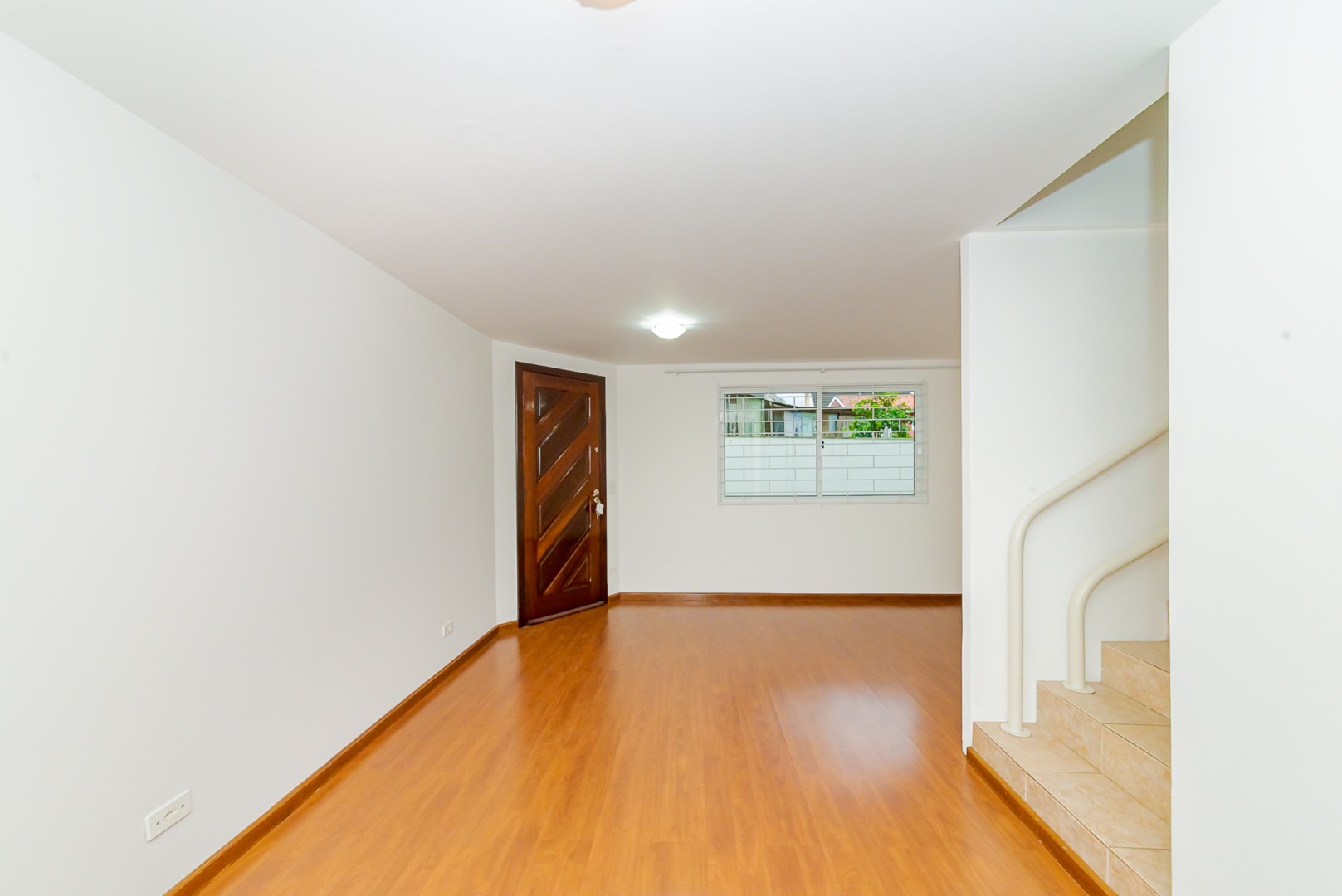 Casa para alugar em Cajuru, Curitiba — Portal Chave Fácil