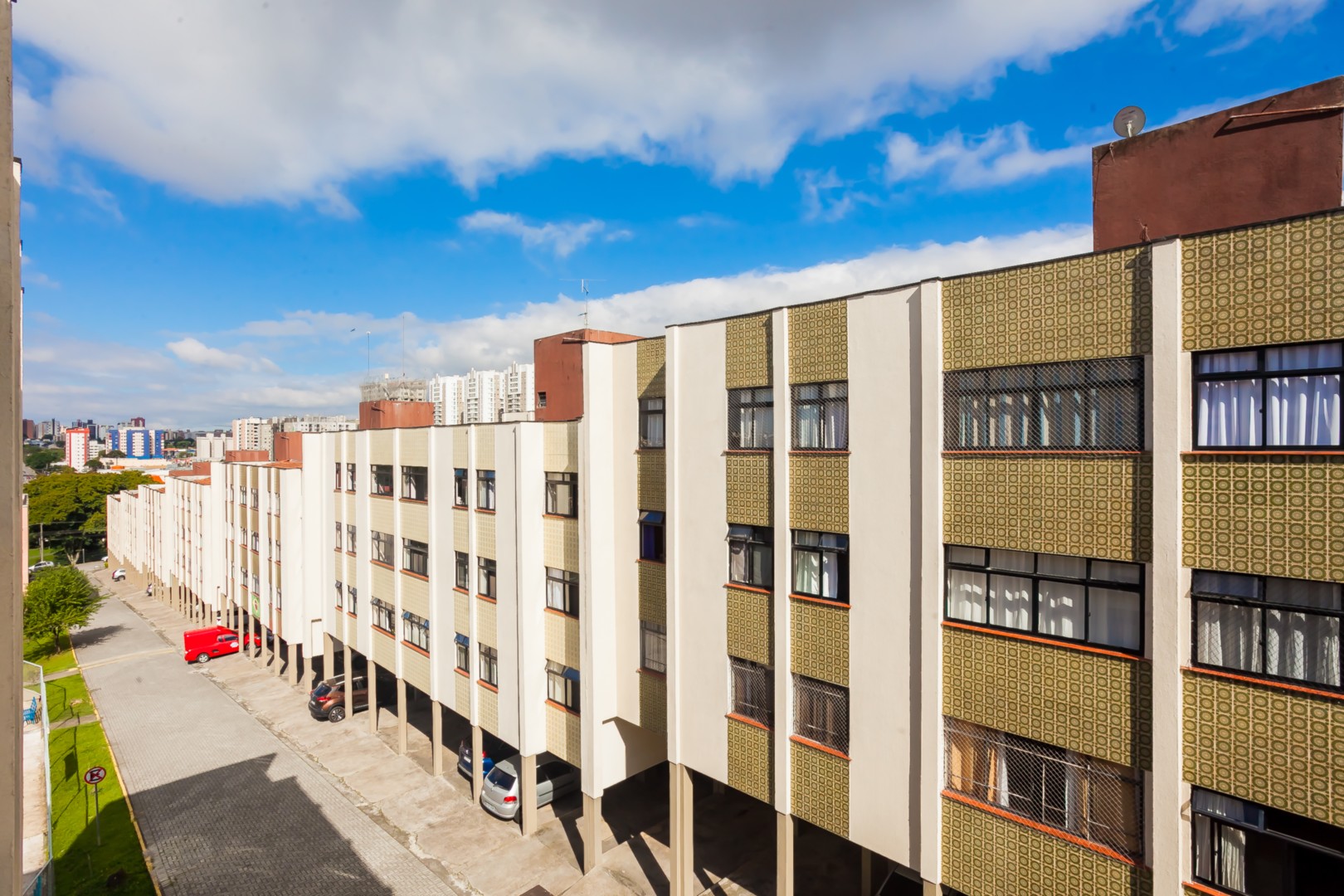 Apartamento para locacao no Bacacheri em Curitiba com 97m² por R$ 3.250,00