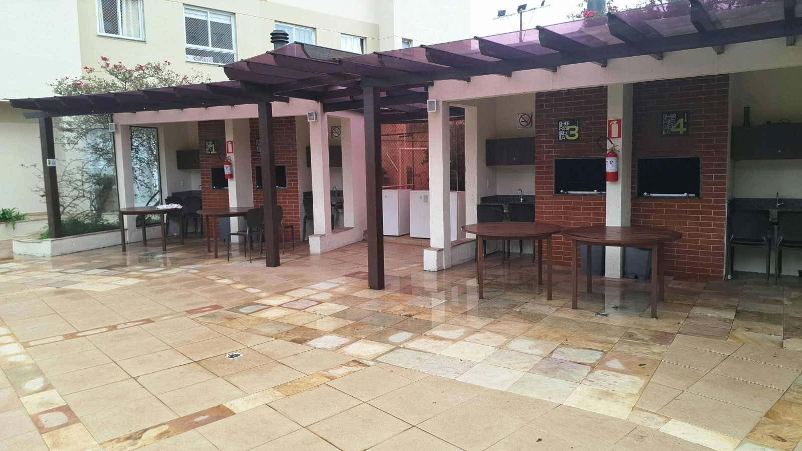 Apartamento para locacao no Campo Comprido em Curitiba com 89,08m² por R$ 2.500,00