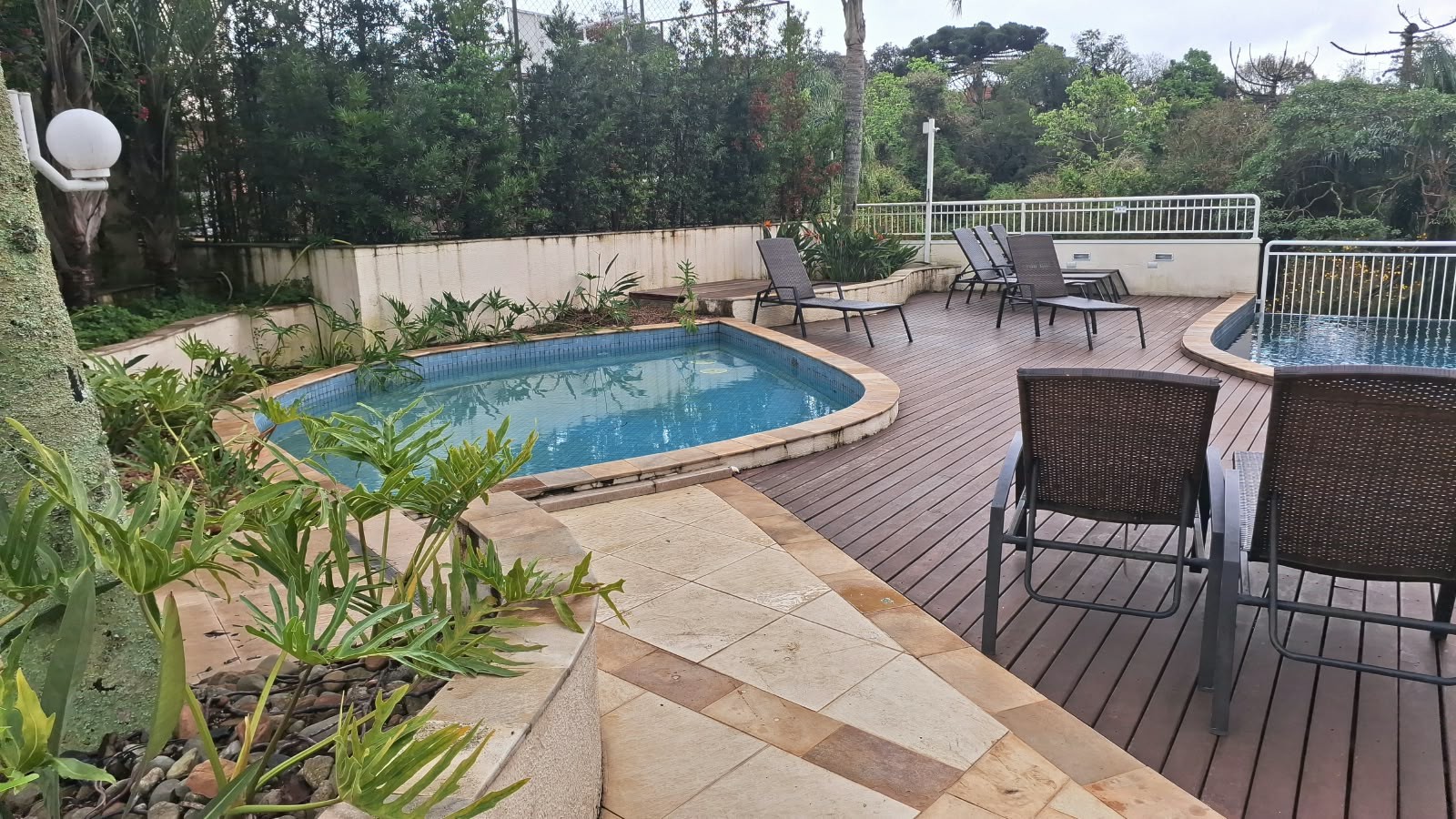 Apartamento para locacao no Campo Comprido em Curitiba com 89,08m² por R$ 2.500,00