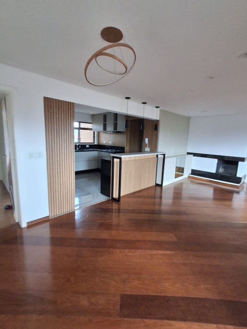 Apartamento para locacao no Batel em Curitiba com 282,63m² por R$ 12.375,00