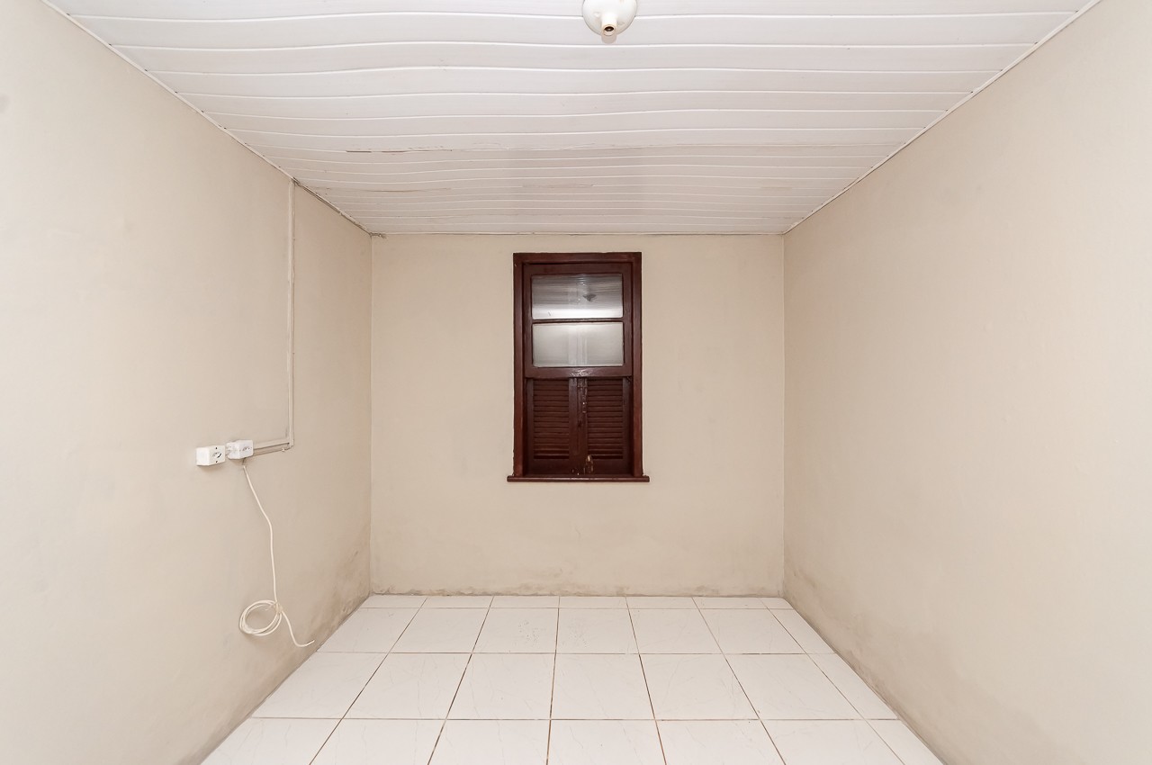 Residência para locacao no Pilarzinho em Curitiba com 30m² por R$ 1.250,00