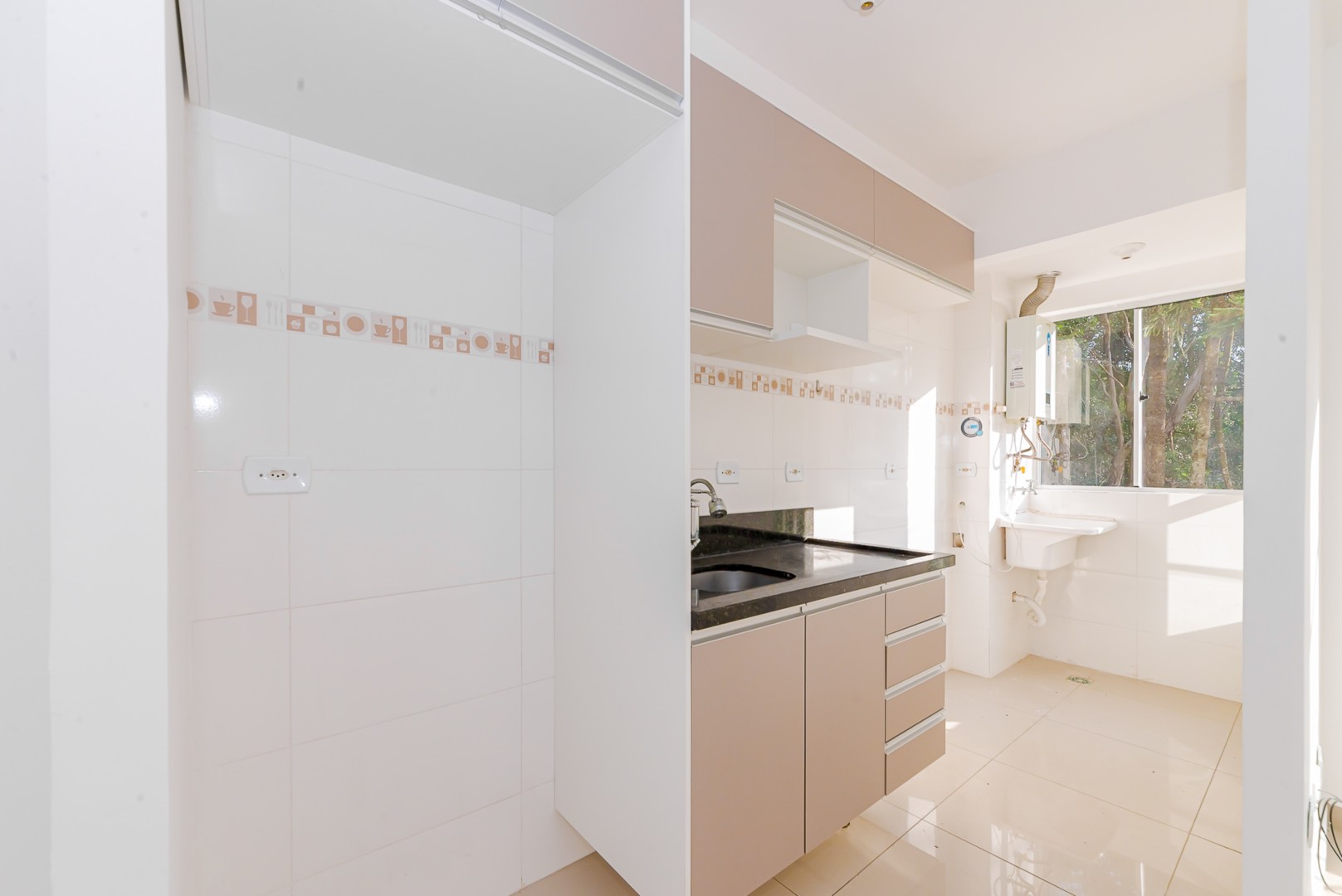 Apartamento à venda em Jardim Claudia, Pinhais — Portal Chave Fácil