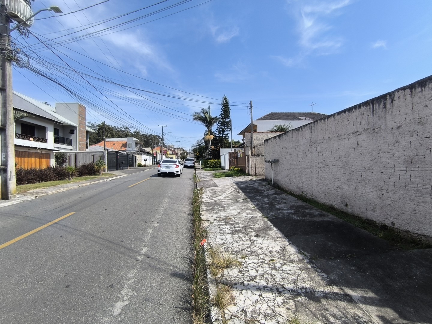 Terreno para venda no Pineville em Pinhais com 405m² por R$ 0,00