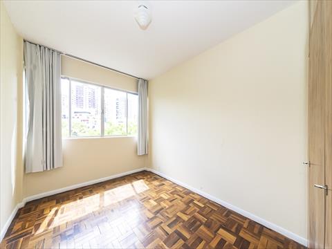 Apartamento para locacao no Juveve em Curitiba com 123,6m² por R$ 4.375,00