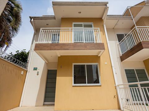 Sobrado para locacao no Sao Lourenco em Curitiba com 223,7m² por R$ 5.125,00