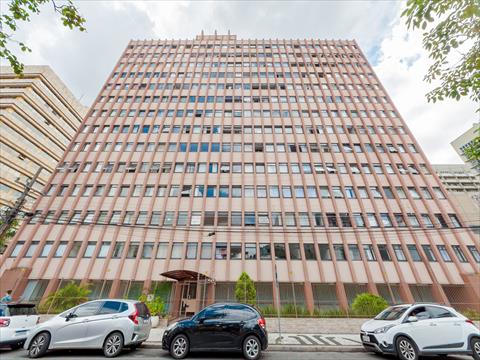 Apartamento para locacao no Centro Civico em Curitiba com 95m² por R$ 2.375,00