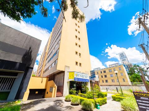 Apartamento para locacao no Centro Civico em Curitiba com 93m² por R$ 3.750,00