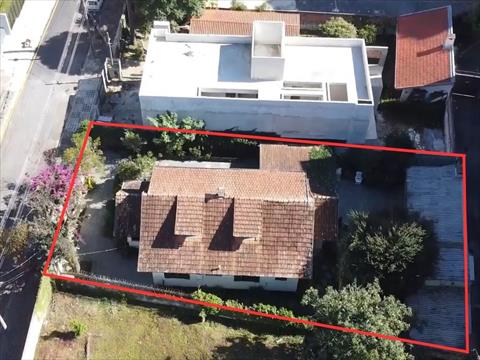Terreno para venda no Alto da Gloria em Curitiba com 488m² por R$ 1.300.000,00
