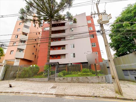 Apartamento para locacao no Juveve em Curitiba com 105,42m² por R$ 3.000,00