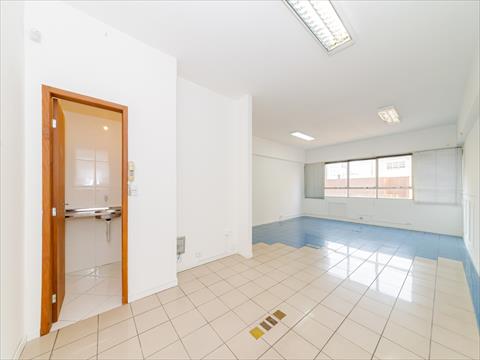 Conjunto Comercial para vendalocacaovenda e locacao no Centro em Curitiba com 53,06m² por R$ 165.000,00718,75