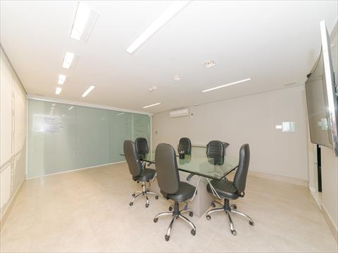 Conjunto Comercial para locacao no Centro em Curitiba com 0m² por R$ 17.500,00