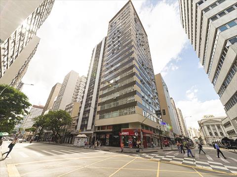 Conjunto Comercial para locacao no Centro em Curitiba com 67,6m² por R$ 1.437,50