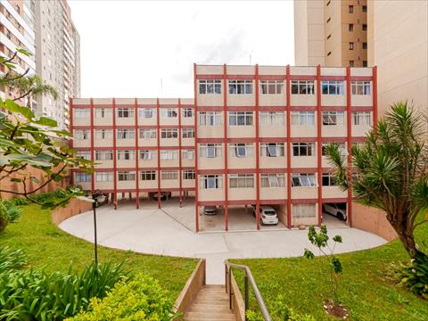 Apartamento para locacao no Agua Verde em Curitiba com 104,67m² por R$ 3.375,00