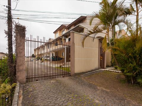 Sobrado para venda no Cajuru em Curitiba com 117m² por R$ 500.000,00