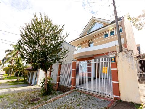 Sobrado para locacao no Uberaba em Curitiba com 183,3m² por R$ 6.250,00