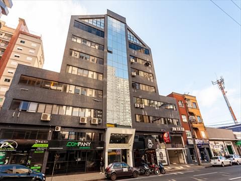Apartamento para locacao no Centro em Curitiba com 49,83m² por R$ 2.375,00