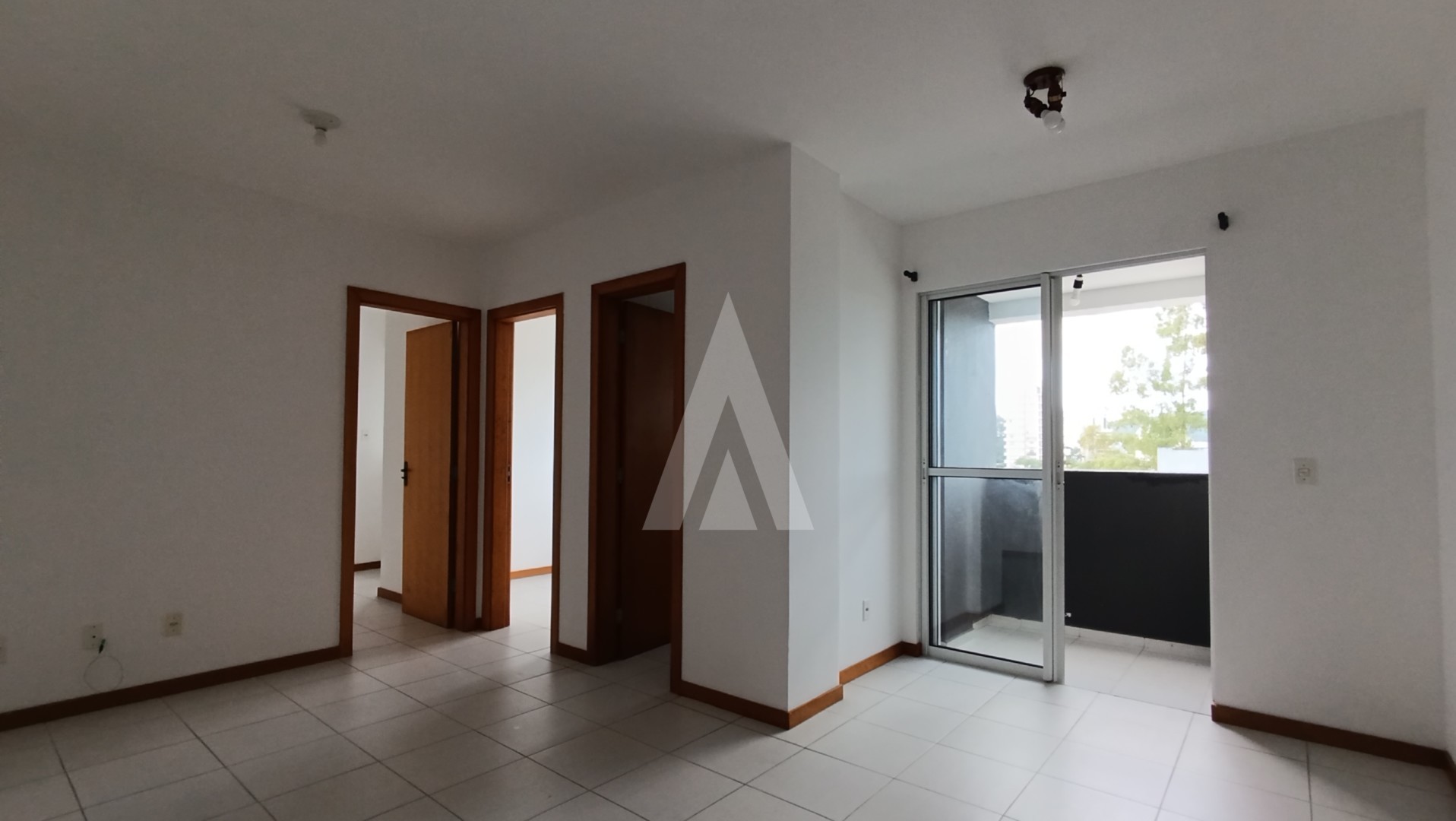 Apartamento com 02 quartos no bairro Anita Garibaldi. — foto 3