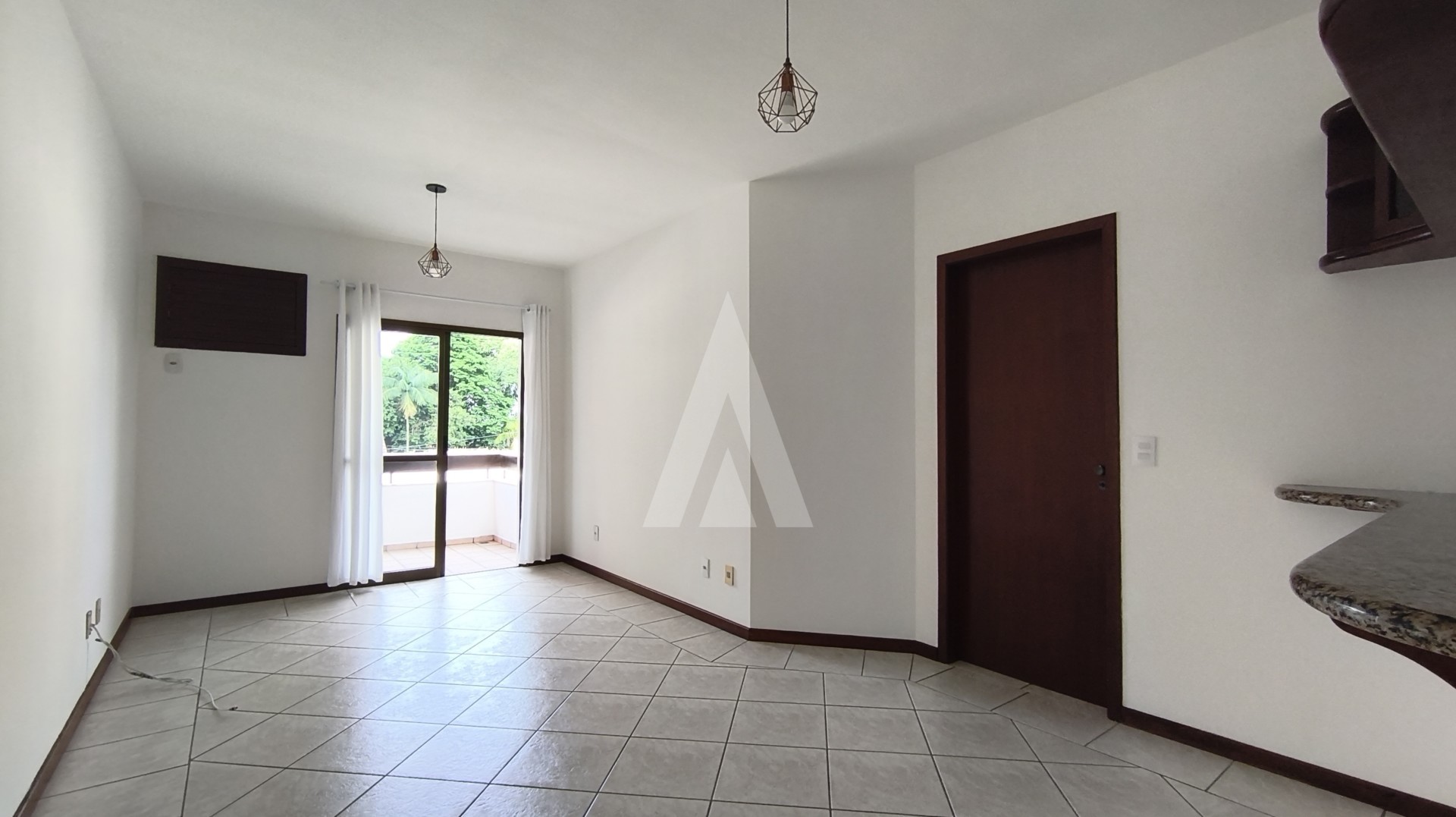 Apartamento com 2 quartos para alugar por R$ 2690.00, 87.53 m2 - AMERICA - JOINVILLE/SC — foto 2
