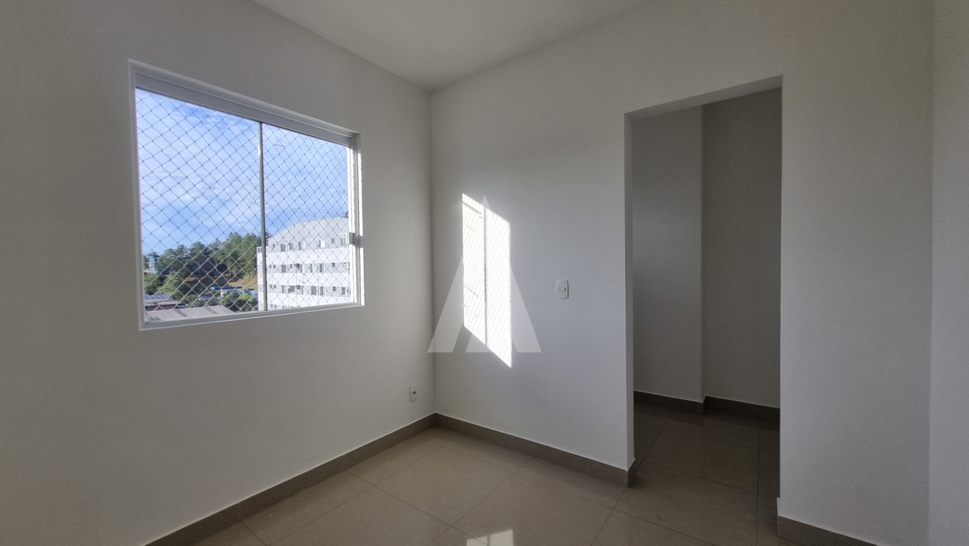 Apartamento com 3 quartos sendo 1 suíte no bairro Costa e Silva com terraço e vaga de garagem — foto 5