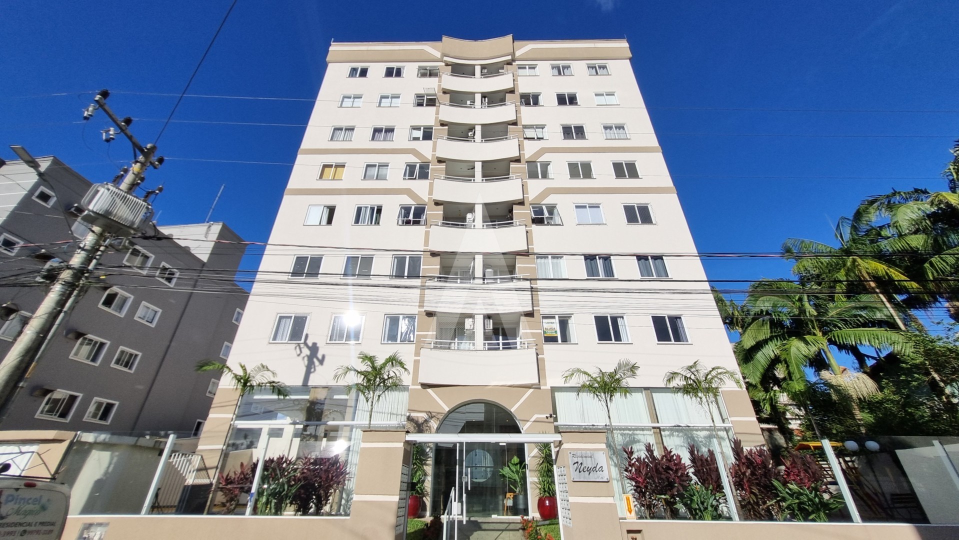 Apartamento no Costa e Silva com 2 quartos, suíte, sacada com churrasqueira, elevador e uma vaga de garagem. - foto 1