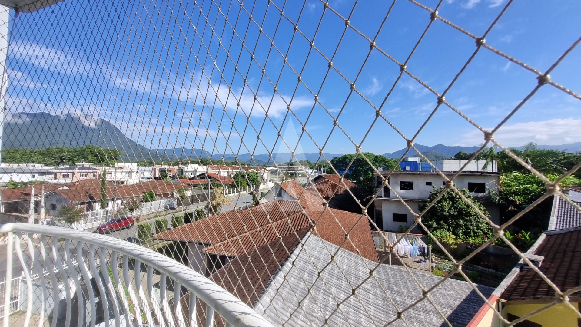Apartamento com 02 quartos sendo 01 com sacada no bairro Pirabeiraba. — foto 5
