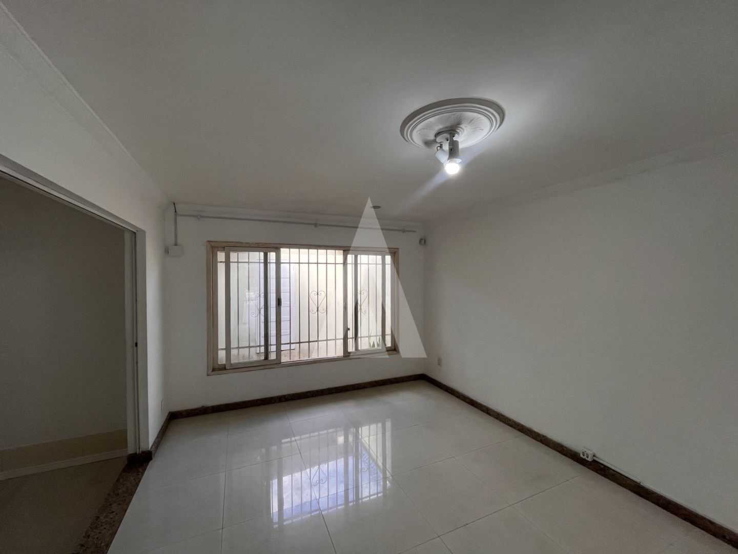 Imóvel comercial tipo sala no bairro Bucarein, com 90 m — foto 5