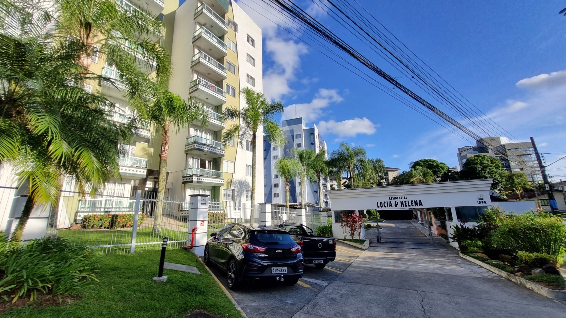 Apartamento com 3 quartos e sacada no Costa e Silva — foto 2