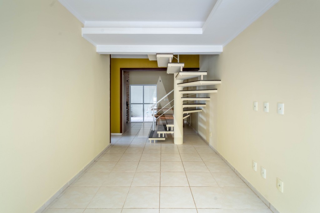 Casa residencial em condomínio fechado, com 4 quartos, sendo 02 suíte no bairro Pirabeiraba. — foto 7