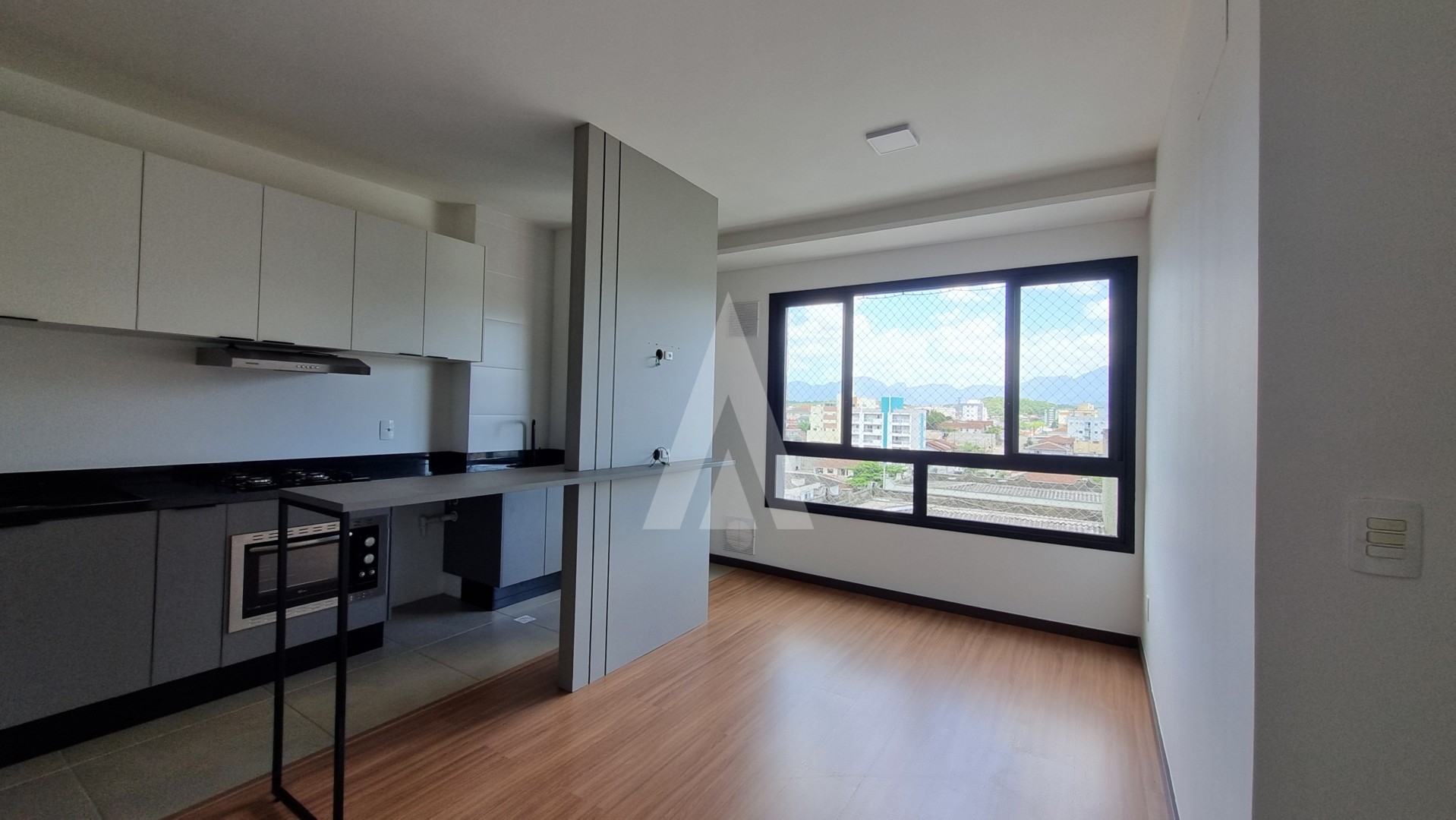 Apartamento no Costa e Silva com 02 quartos — foto 2