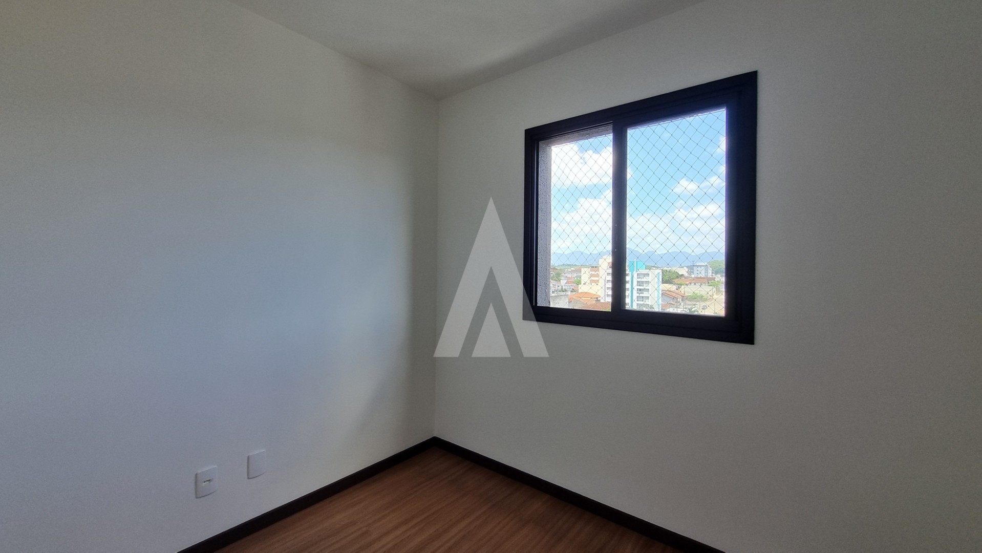 Apartamento no Costa e Silva com 02 quartos — foto 7