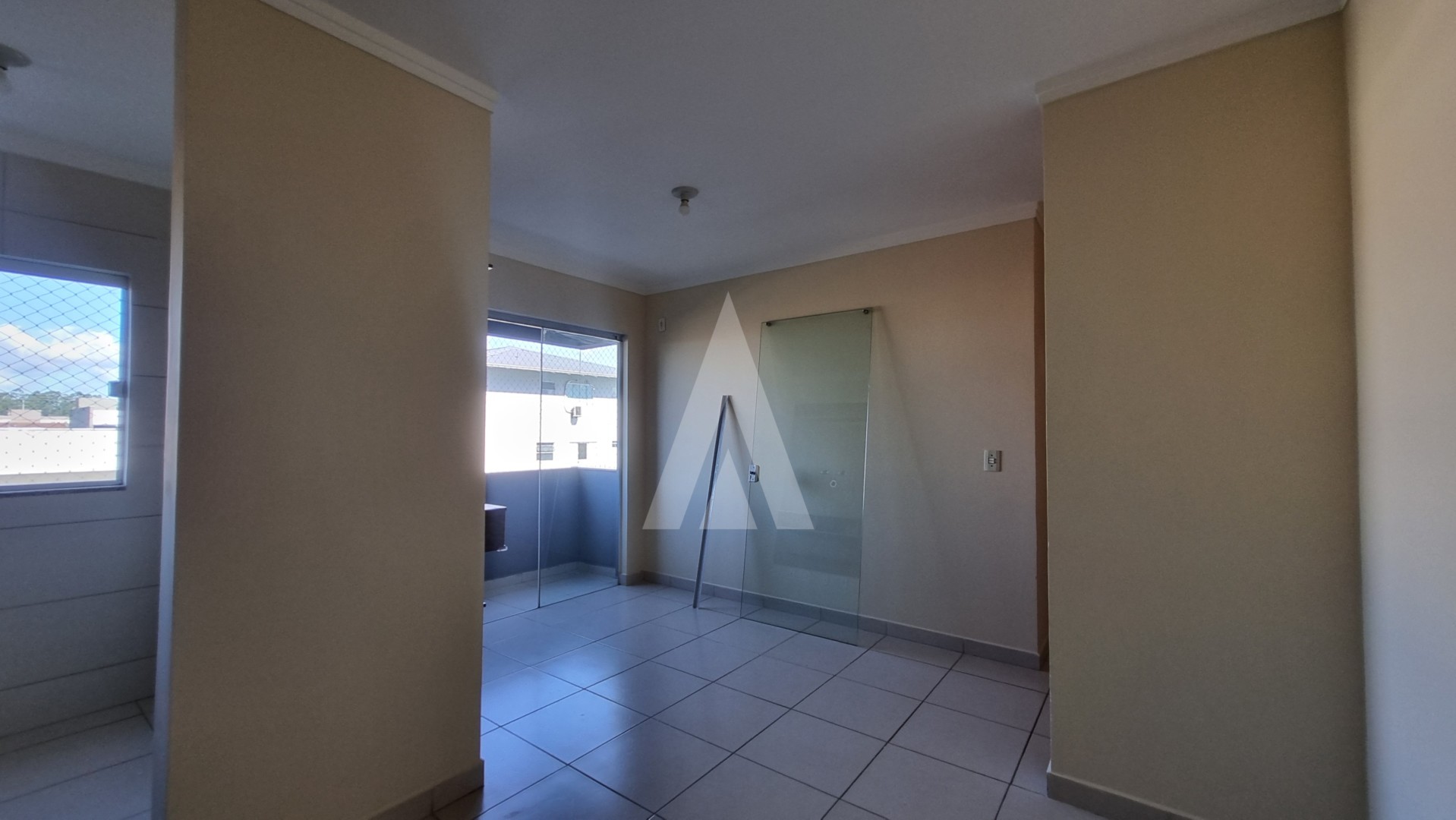 Apartamento com 2 quartos e sacada com churrasqueira no bairro Iririú — foto 6