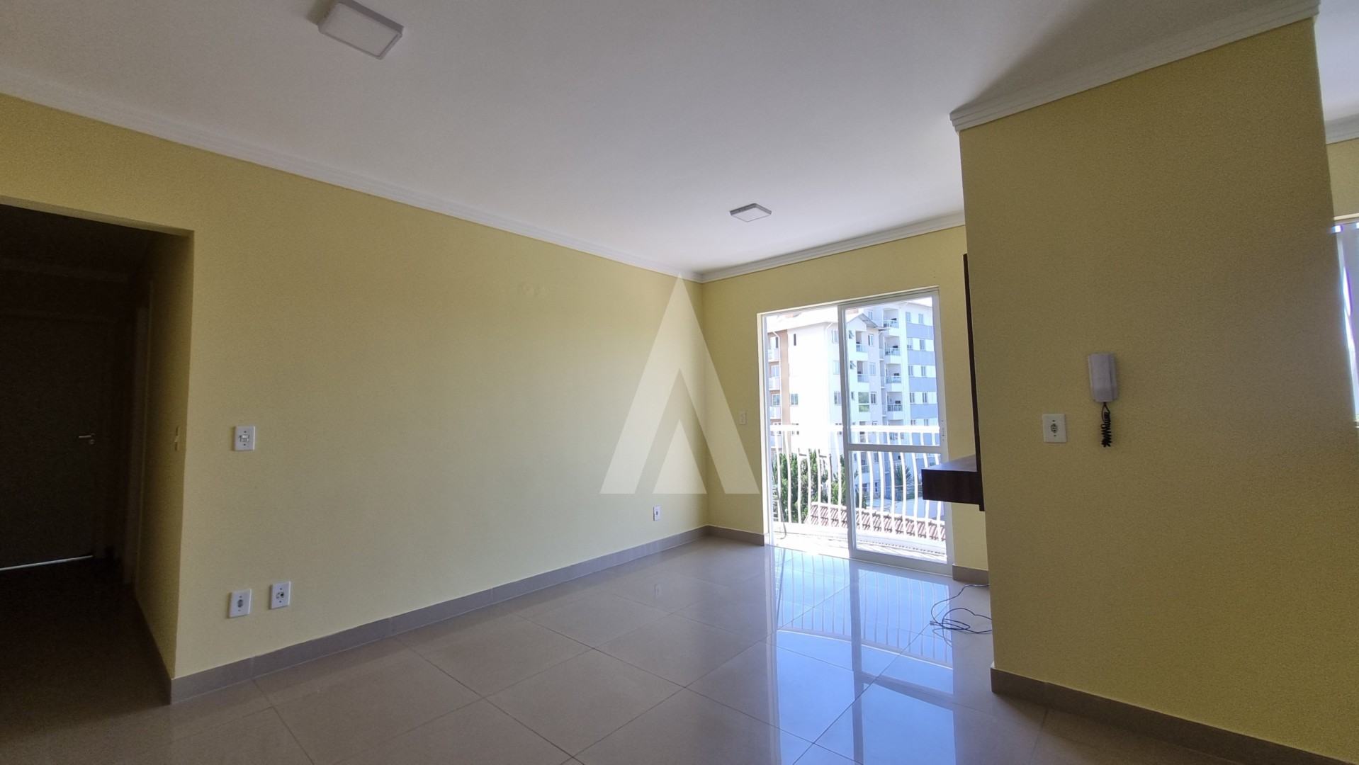 Apartamento com 2 quartos e com elevado em Pirabeiraba. — foto 3