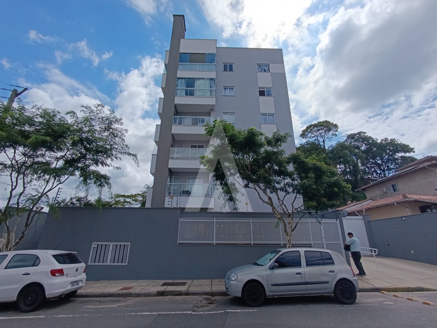 Apartamento estilo loft localizado no bairro Costa e Silva, com 1 quarto e cozinha mobiliada. - foto 1