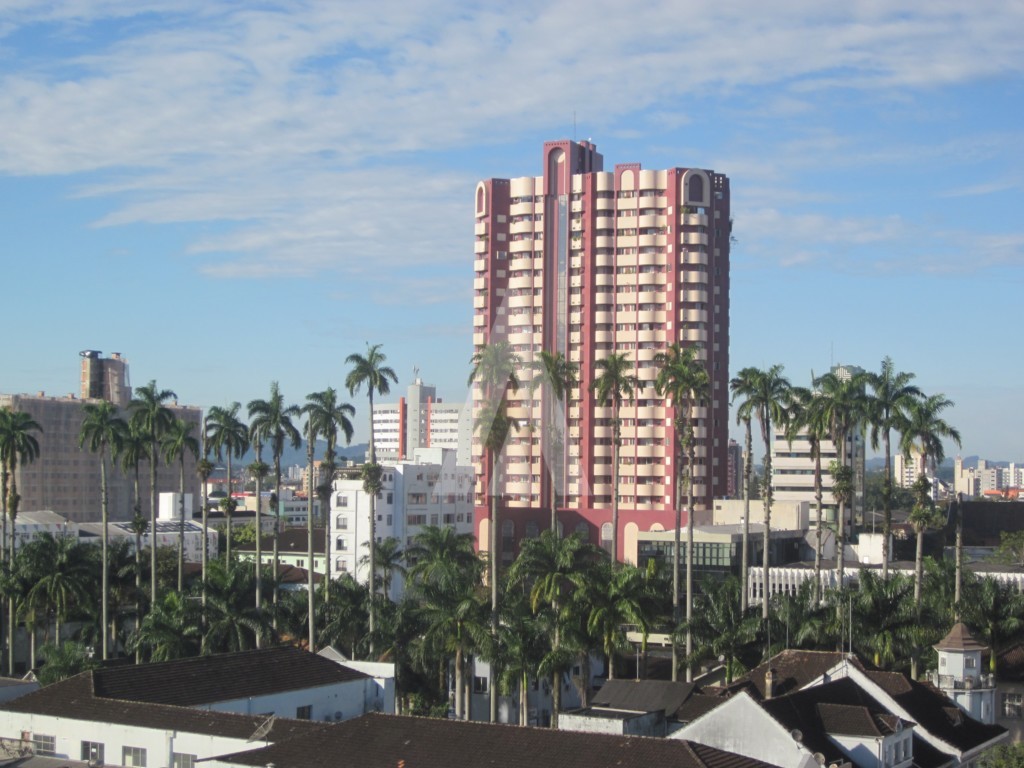 Apartamento composto por 02 quartos e 01 vaga de garagem coberta. - foto 1