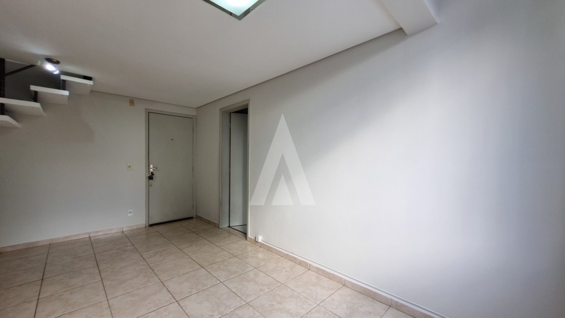 Cobertura duplex no bairro Santo Antônio com 3 quartos, cozinha com armários e com uma vaga de garagem. — foto 5