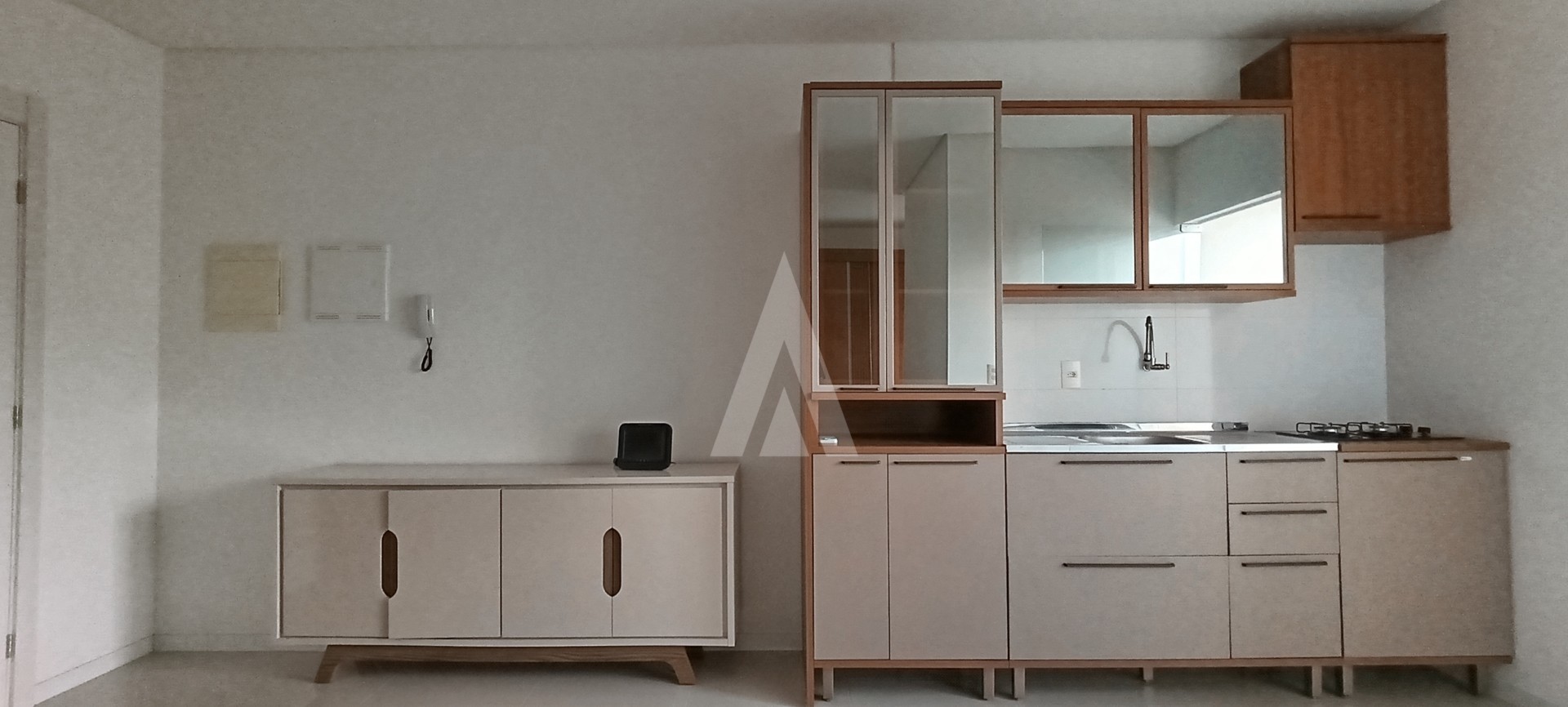 Apartamento estilo estúdio com vaga de garagem, bairro Bucarein. — foto 5