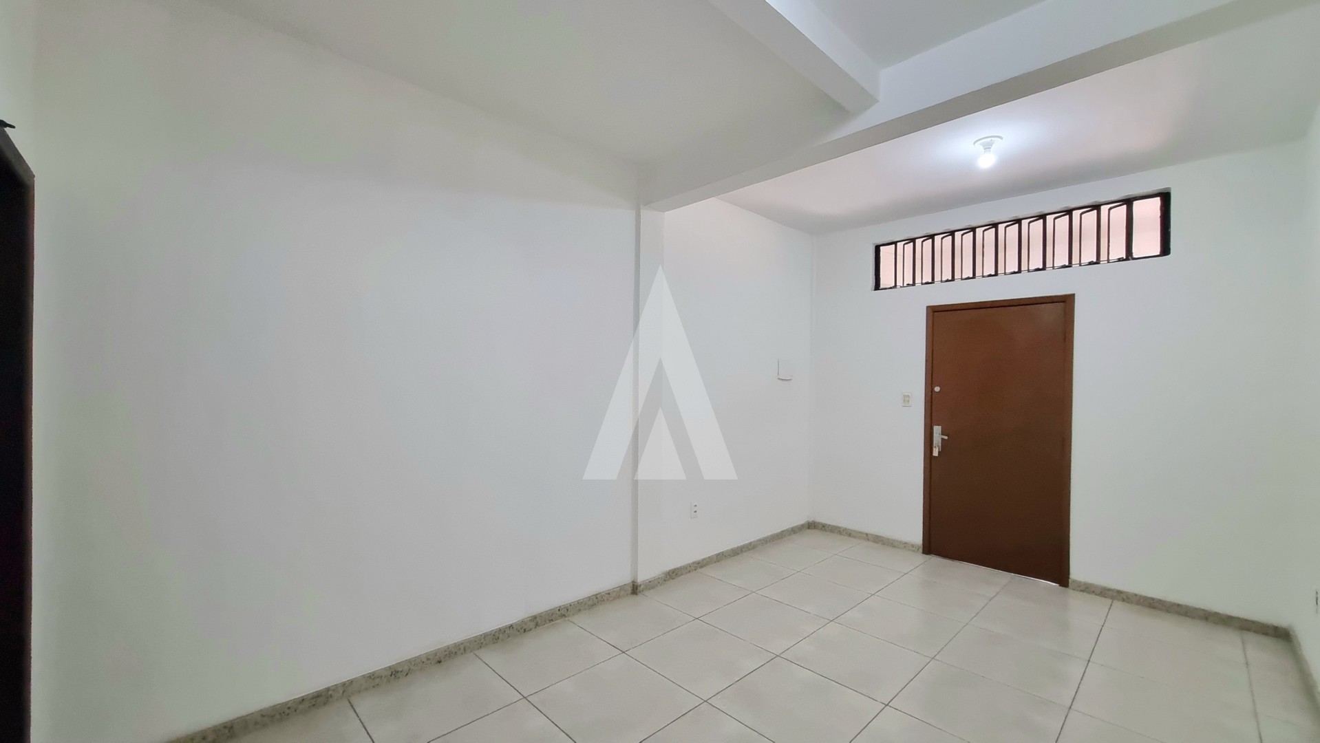 Sala comercial com 1 sala e 1 lavabo, localizada no Centro. — foto 7