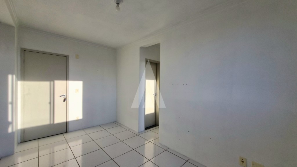 Apartamento no bairro Floresta com 2 quartos, cozinha com armários e 1 vaga de garagem. — foto 6