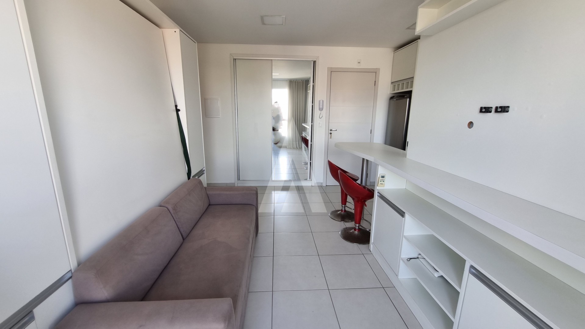 Apartamento mobiliado com 01 quarto no bairro Bucarein. — foto 6