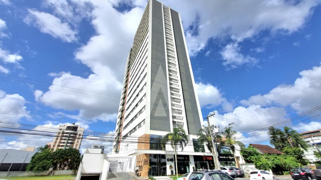 Apartamento no Centro com 01 quarto e cozinha com armários e 01 vaga de garagem. - foto 1