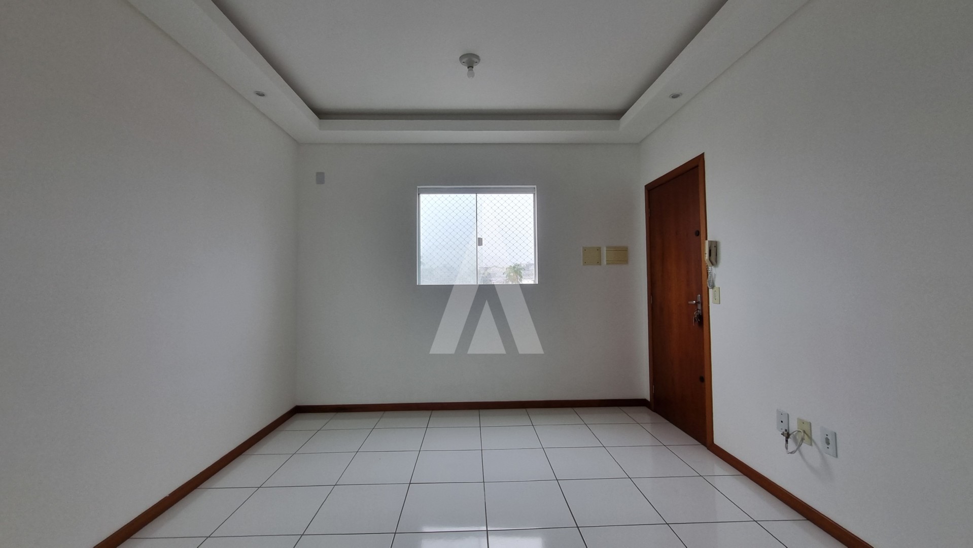 Apartamento com 02 quartos no bairro Iririu. — foto 3