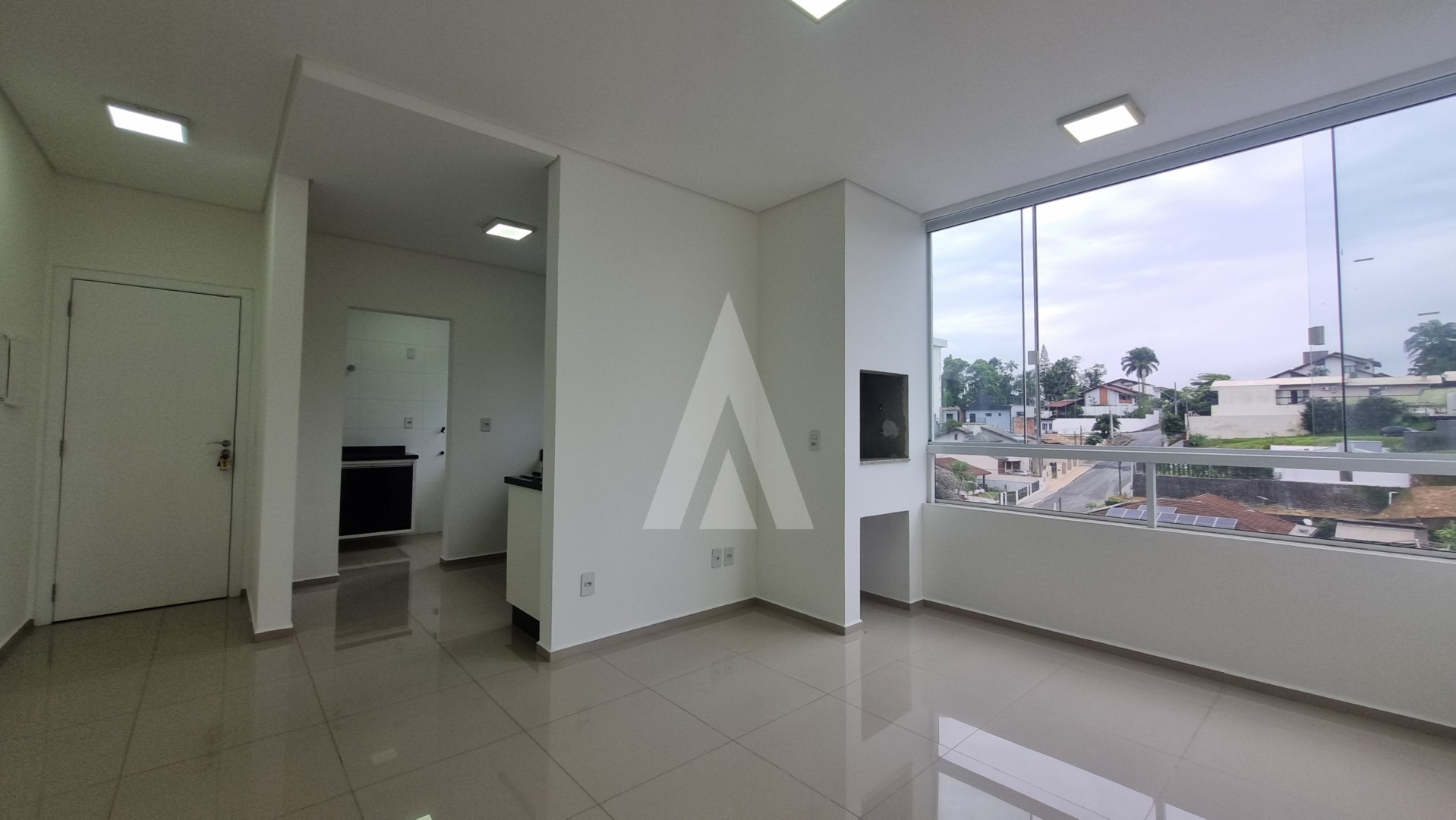 Apartamento no Bairro Costa e silva com 2 quartos, sendo 1 suíte, prédio com elevador e 1 vaga de garagem. — foto 6