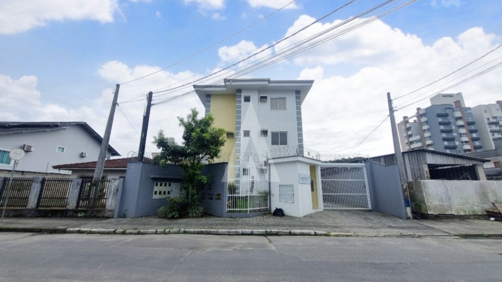 Apartamento no bairro Costa e Silva com 3 quartos, cozinha com armários, sacada com churrasqueira e 1 vaga de garagem. - foto 1