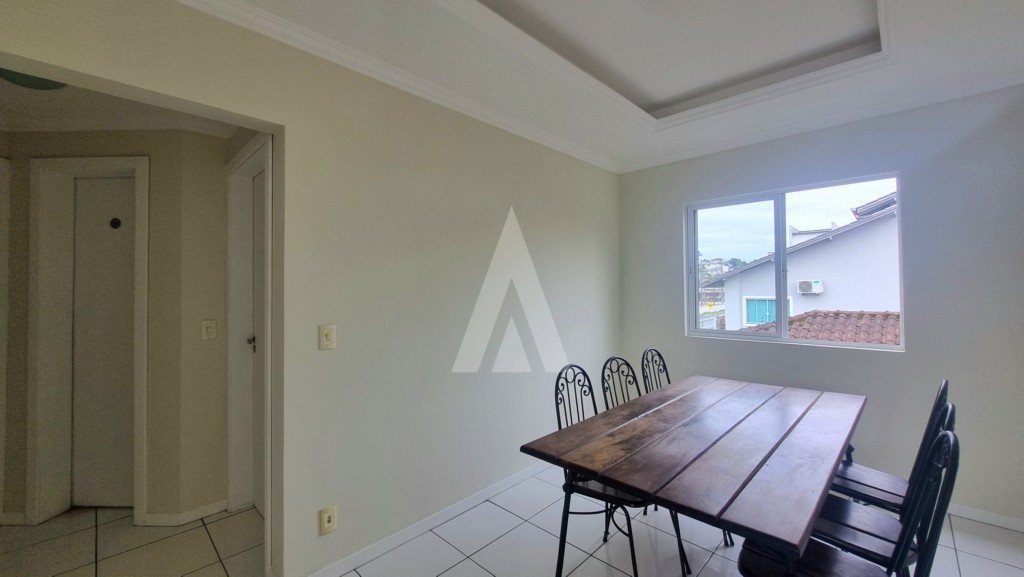 Apartamento no bairro Costa e Silva com 3 quartos, cozinha com armários, sacada com churrasqueira e 1 vaga de garagem. — foto 7