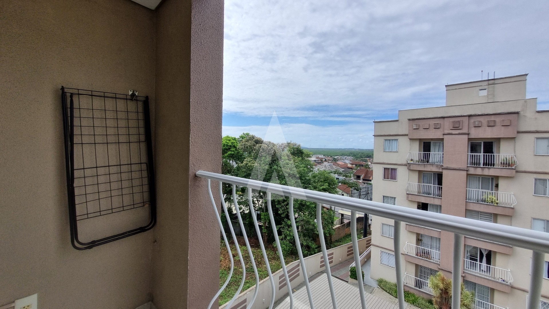 Apartamento no bairro Boa Vista mobiliado com 02 quartos, cozinha e quartos com armários e 01 vaga de garagem. — foto 7