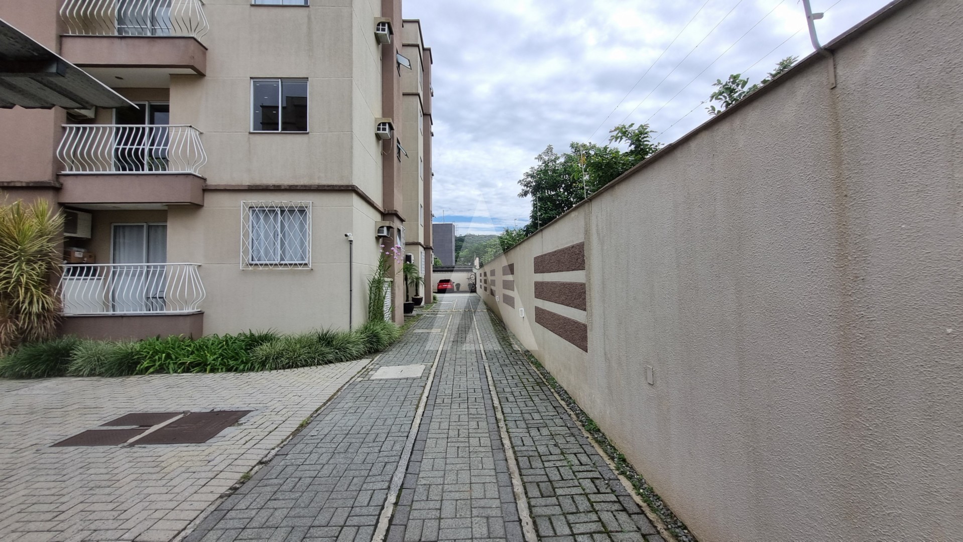 Apartamento no bairro Boa Vista mobiliado com 02 quartos, cozinha e quartos com armários e 01 vaga de garagem. — foto 2