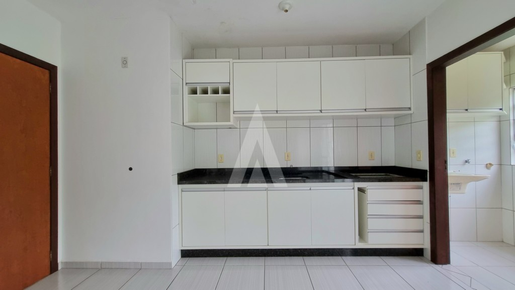 Apartamento com 2 quartos, sacada com churrasqueira e vaga coberta — foto 7