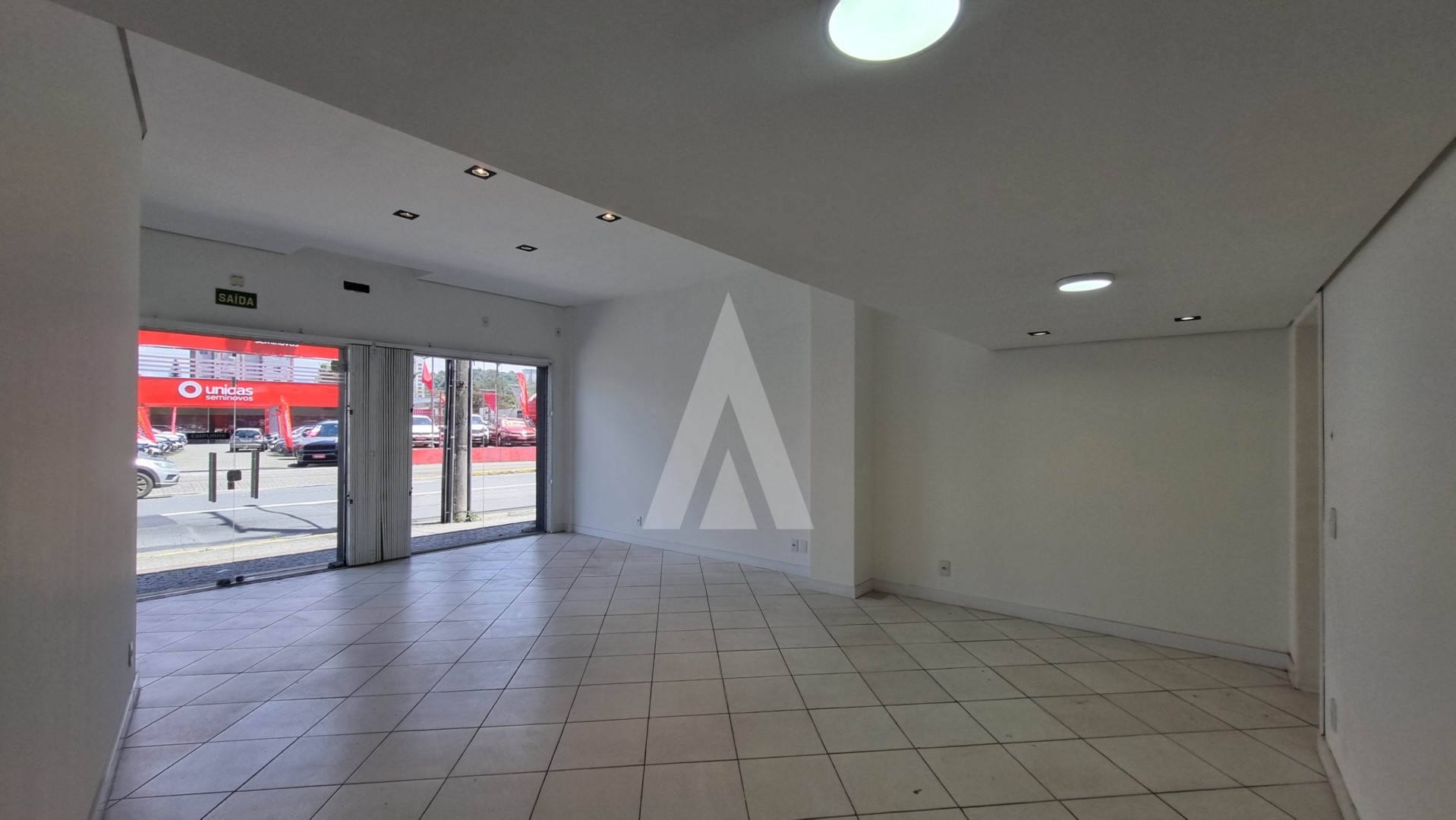 Loja com 2 salas, 1 lavabo, copa e despensa no bairro América — foto 5