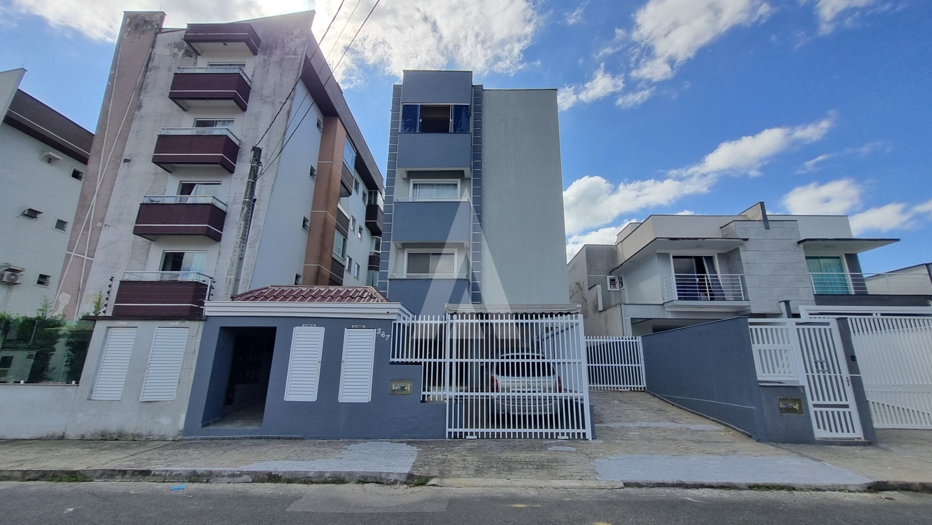 Apartamento no bairro Distrito Industrial - foto 1